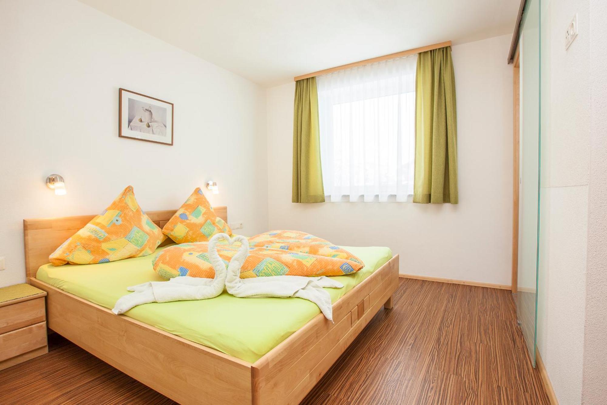 ניוסטיפט אים סטובאיטל Conny'S Apartments מראה חיצוני תמונה