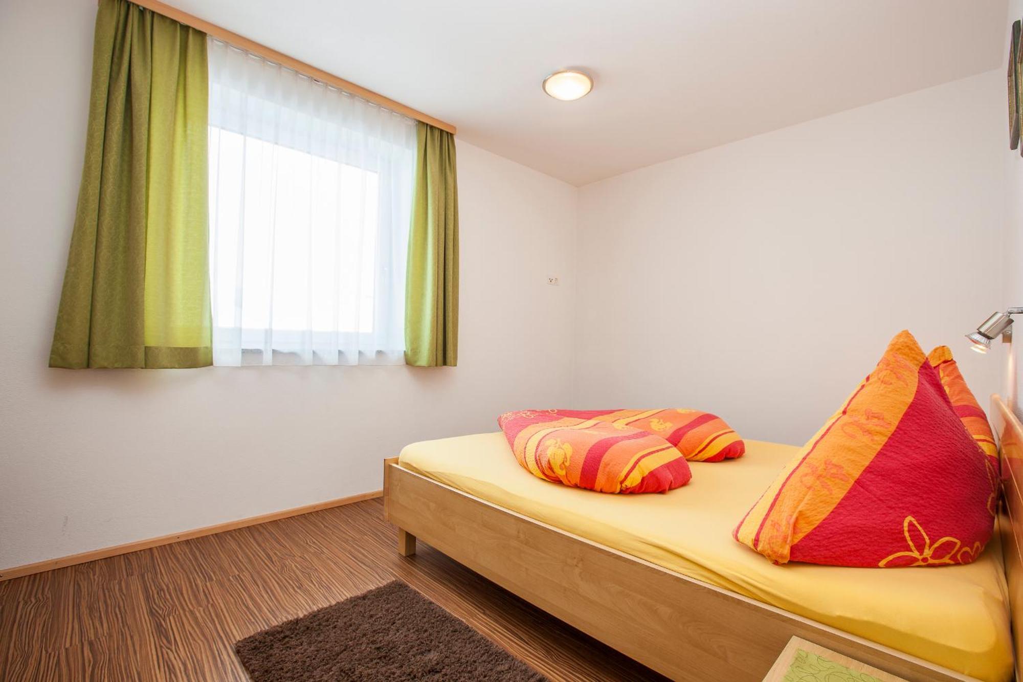 ניוסטיפט אים סטובאיטל Conny'S Apartments חדר תמונה